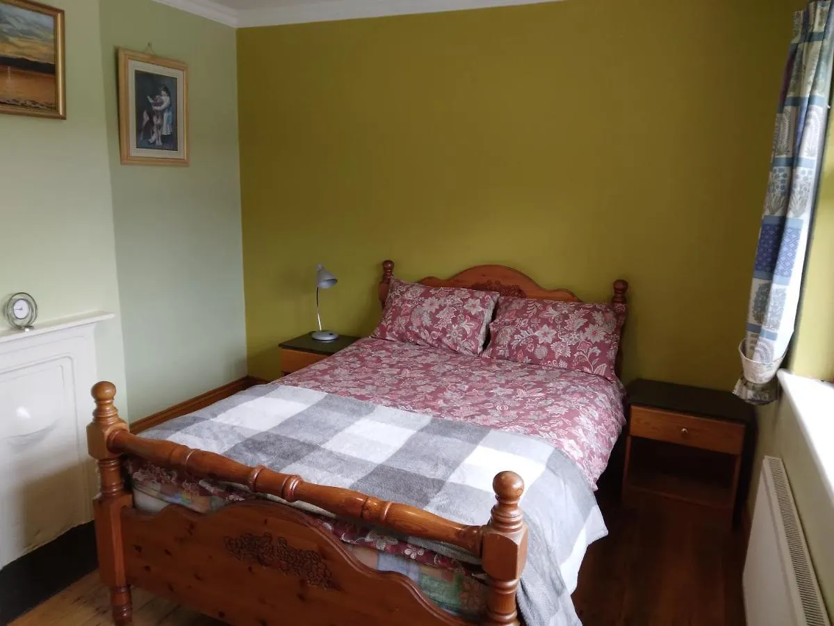 Hannah'S Cottage Farranfore 0*,  Irland